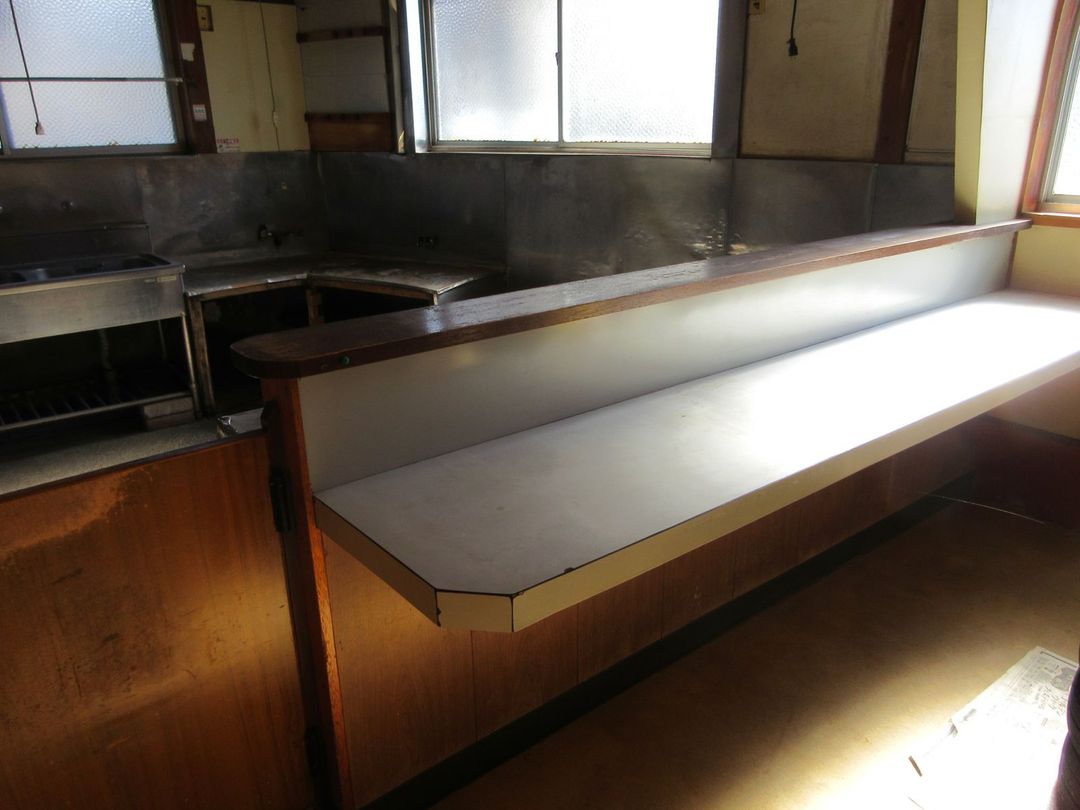 Shop and Home for Sale in Itoigawa's Temple District - Thumbnail 4
