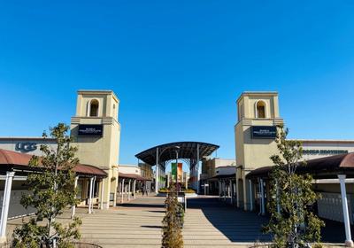 It is an owner-changed property on a hill with plenty of sunlight. — Image 4, Wakaba, Chiba