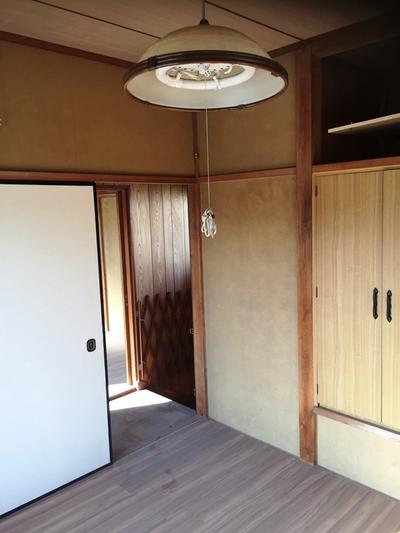 It is an owner-changed property on a hill with plenty of sunlight. — Image 3, Wakaba, Chiba