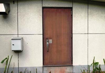 The location of Hokkaido with ski resorts, something like a warehouse stands in the vicinity — Image 1, Shintoku, Hokkaido