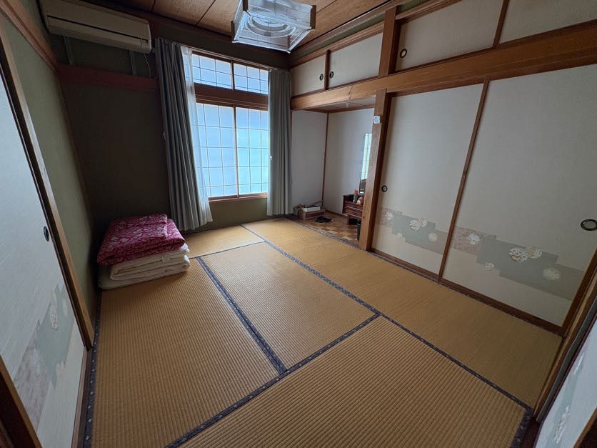 198sqm House in Tsunan, Niigata with 7 Parking Spaces - Thumbnail 4
