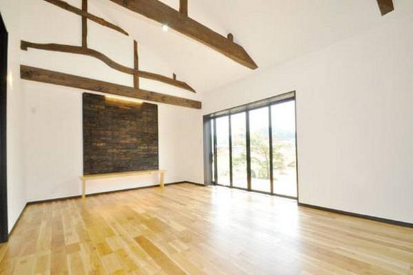 Modern 3SLDK House for Sale in Kobe, Hyogo - Built 2019 - Thumbnail 2