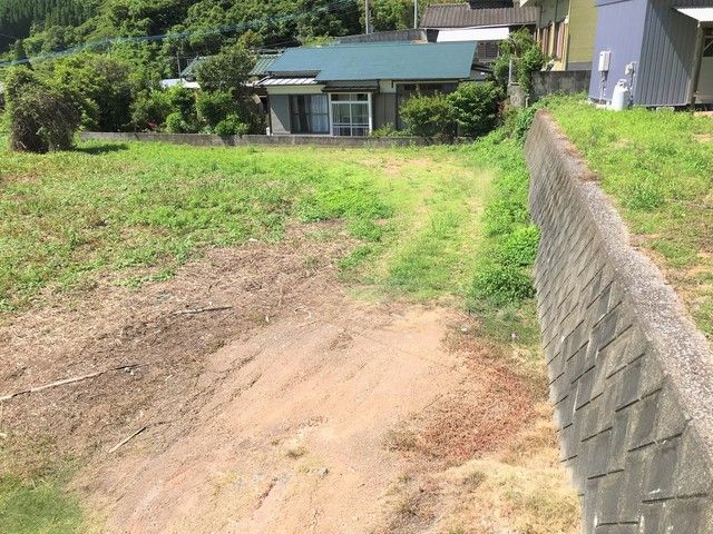 165 sqm Residential Land for Sale in Ibusuki, Kagoshima - Image 1