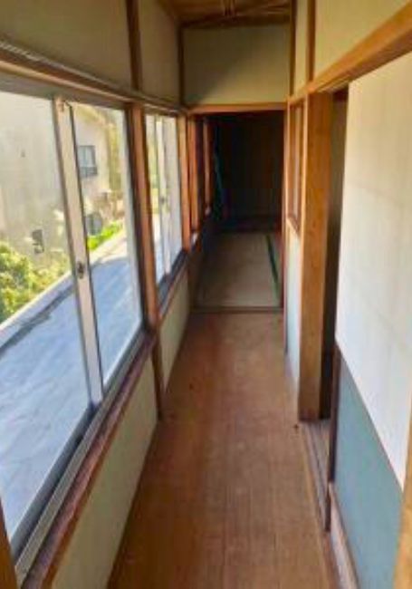 Spacious 5DK Wooden House on 752sqm Land in Kashiwazaki, Niigata - Thumbnail 3