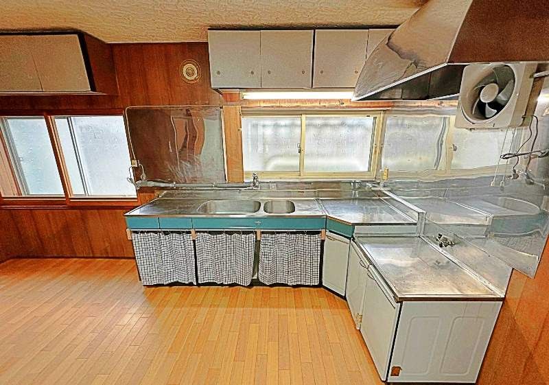 Income-Generating House for Sale in Aomori City, Aomori - Thumbnail 4