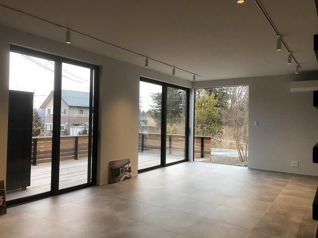 Newly Built 3LDK Detached House in Karuizawa, Nagano - Thumbnail 2