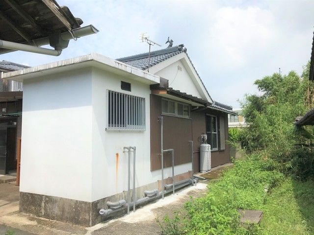 4LDK Renovated Rental House in Ibusuki, Kagoshima - Thumbnail 2