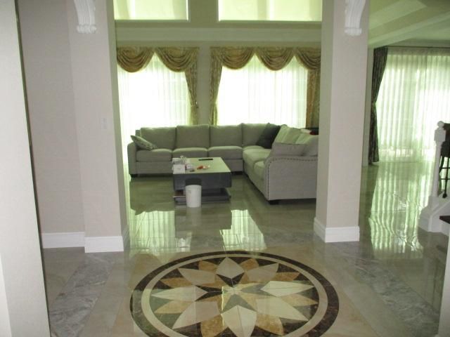 4LDK House for Sale in Karuizawa, Nagano - Thumbnail 4