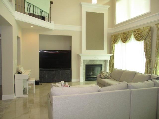 4LDK House for Sale in Karuizawa, Nagano - Thumbnail 3