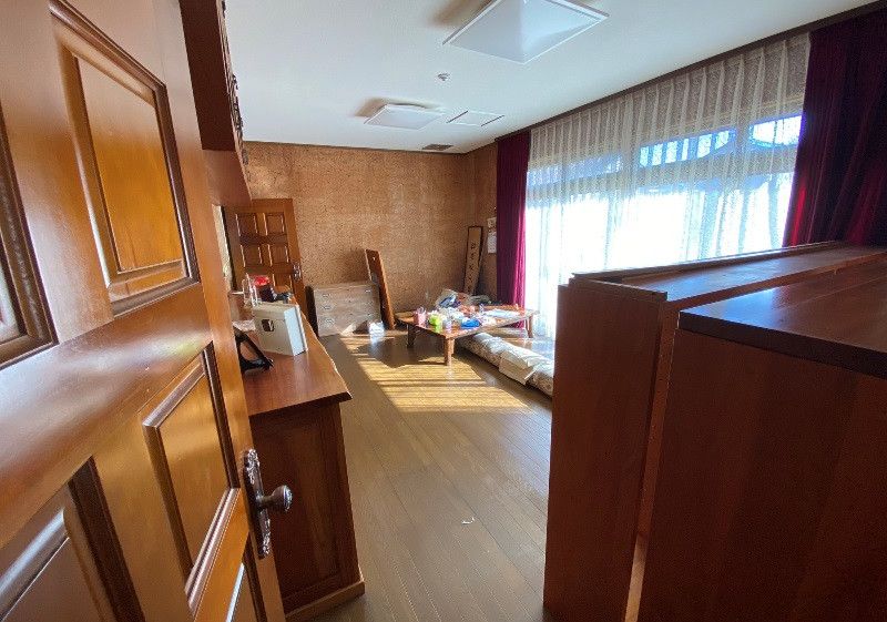 Spacious Former Clinic House for Sale or Rent in Itoigawa, Niigata - Thumbnail 4