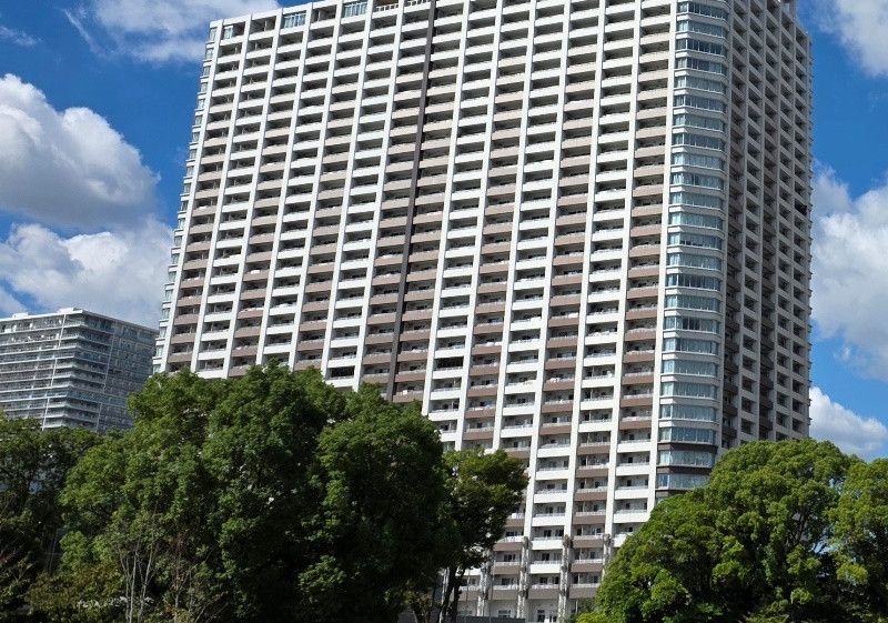 1DK Apartment for Sale in Ariake, Koto-ku, Tokyo - Thumbnail 2