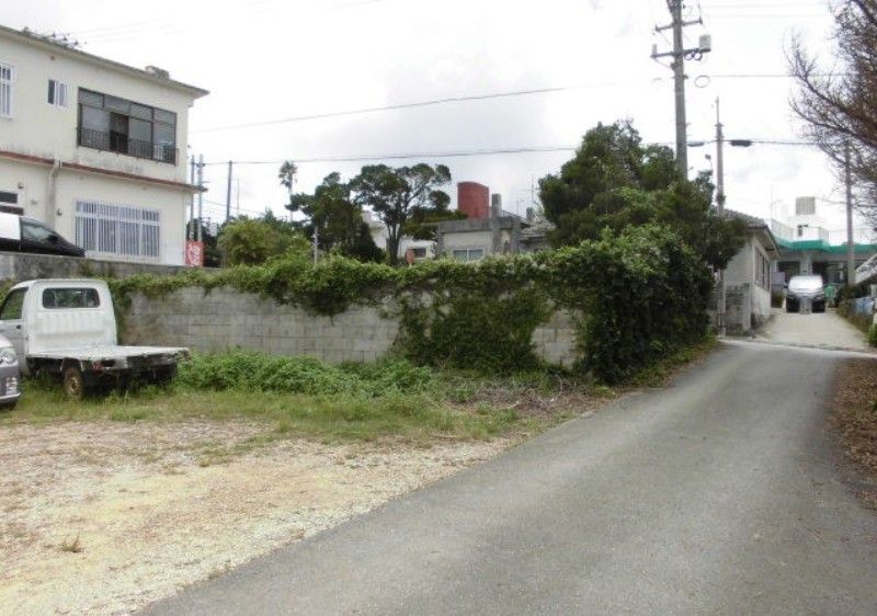 94.96 Tsubo Land for Sale on Kumejima, Okinawa - Image 1