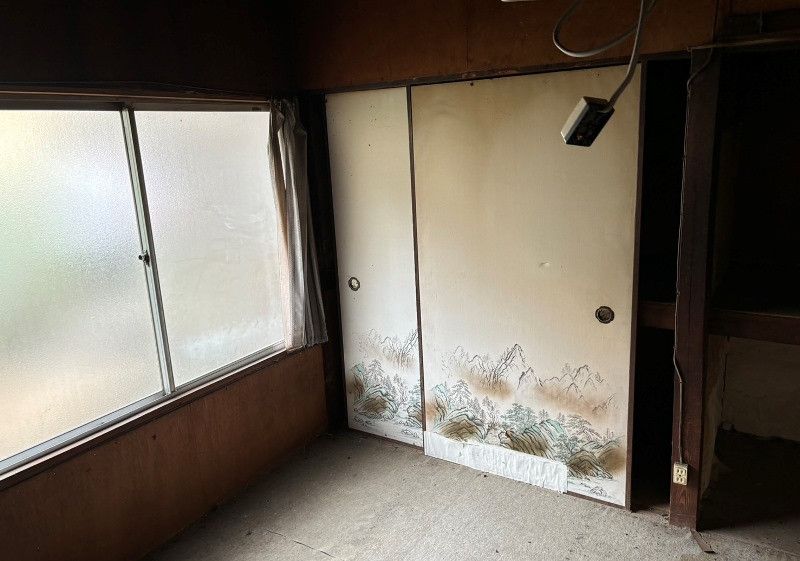 39sqm Land with Old House in Takarazuka, Hyogo for Sale - Thumbnail 3