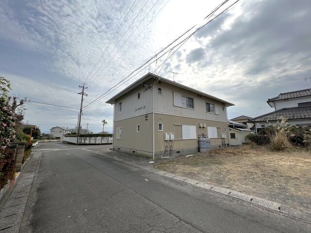 2DK Apartment for Rent in Ibusuki, Kagoshima Near Coast - Thumbnail 4