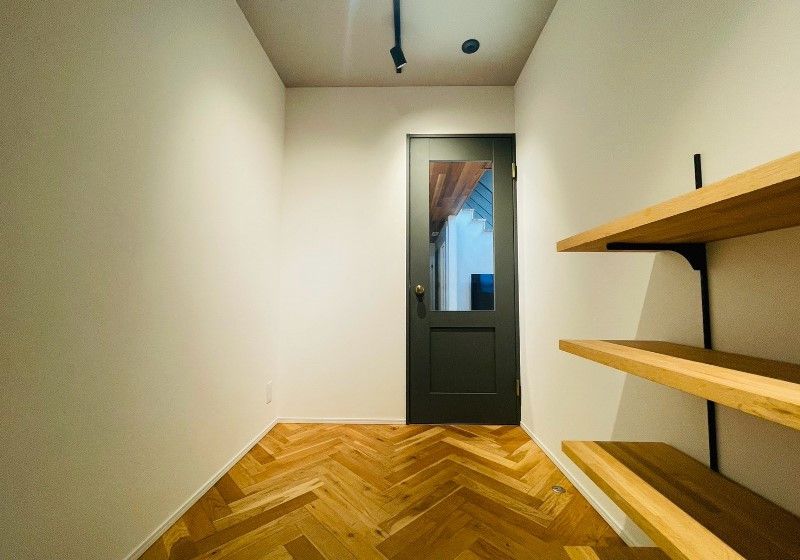 Custom Home with Open Layout in Toyota City, Aichi - Thumbnail 4