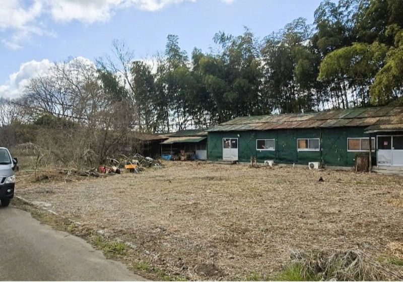 Spacious Land with Warehouses for Sale in Shobara, Hiroshima - Thumbnail 3