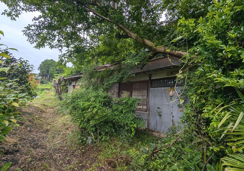 329 sqm Land with Old House in Fujinomiya, Shizuoka for Sale - Thumbnail 2