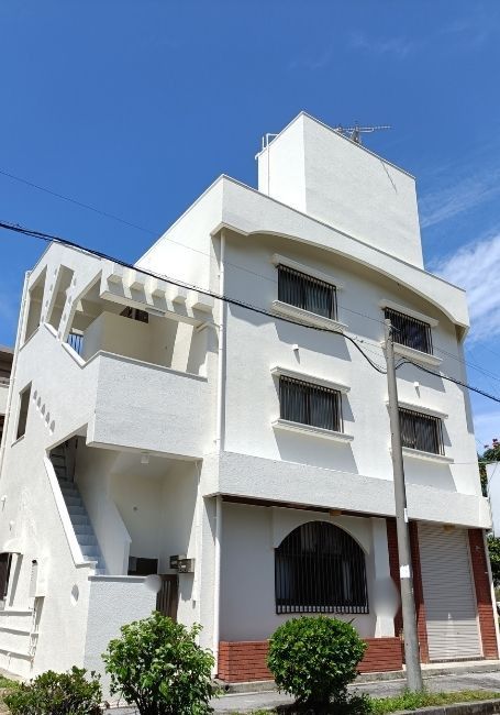 Commercial Building for Sale in Itoman, Okinawa - Thumbnail 2