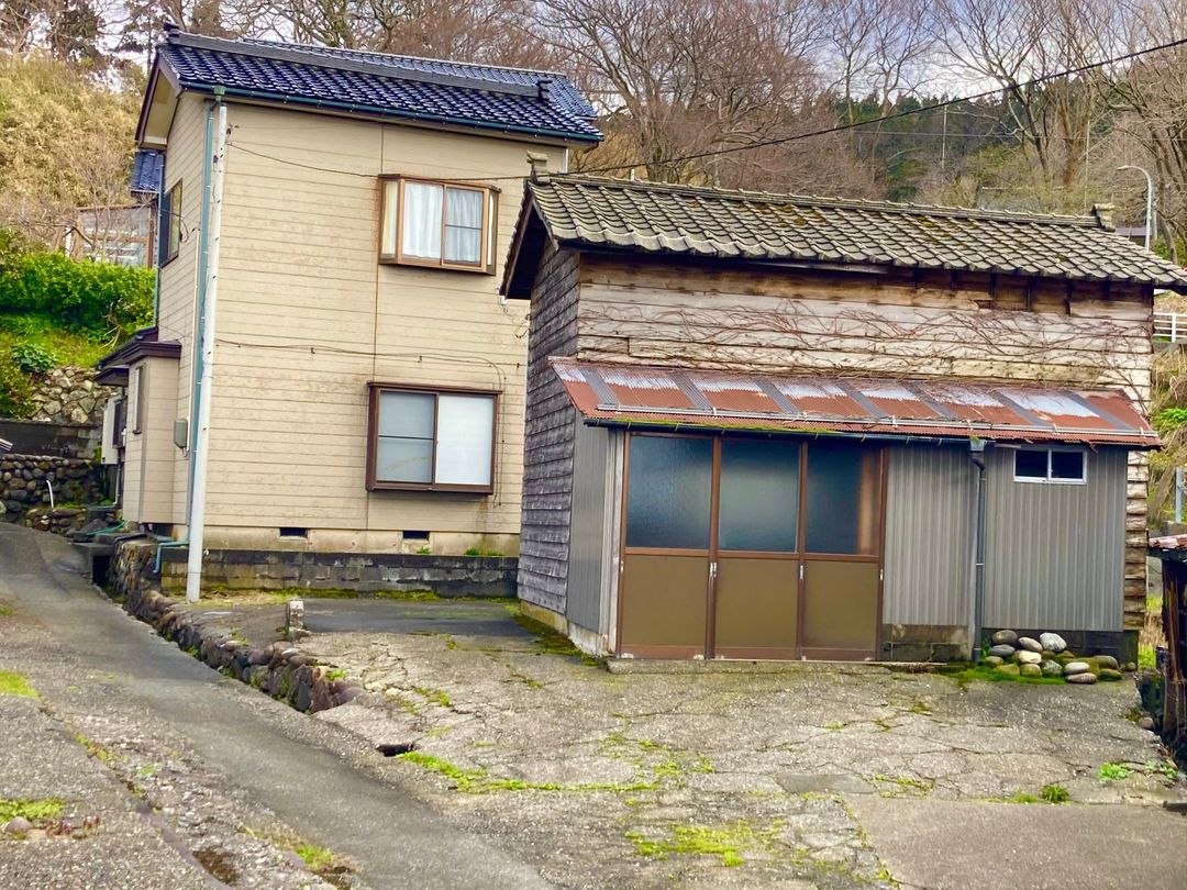 Spacious 7DK Vacant House Near Sea in Itoigawa, Niigata - Thumbnail 3