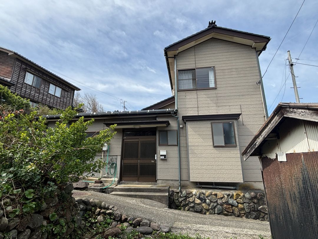 Spacious 7DK Vacant House Near Sea in Itoigawa, Niigata - Thumbnail 2