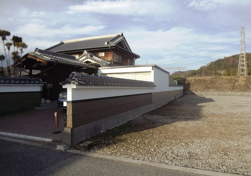 Spacious 11DK+S Traditional House on Large Lot in Himeji, Hyogo - Thumbnail 2