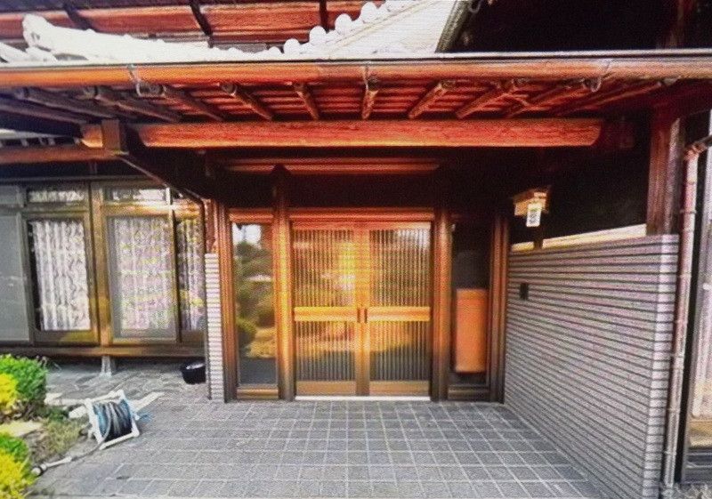 Spacious 11DK+S Traditional House on Large Lot in Himeji, Hyogo - Thumbnail 3