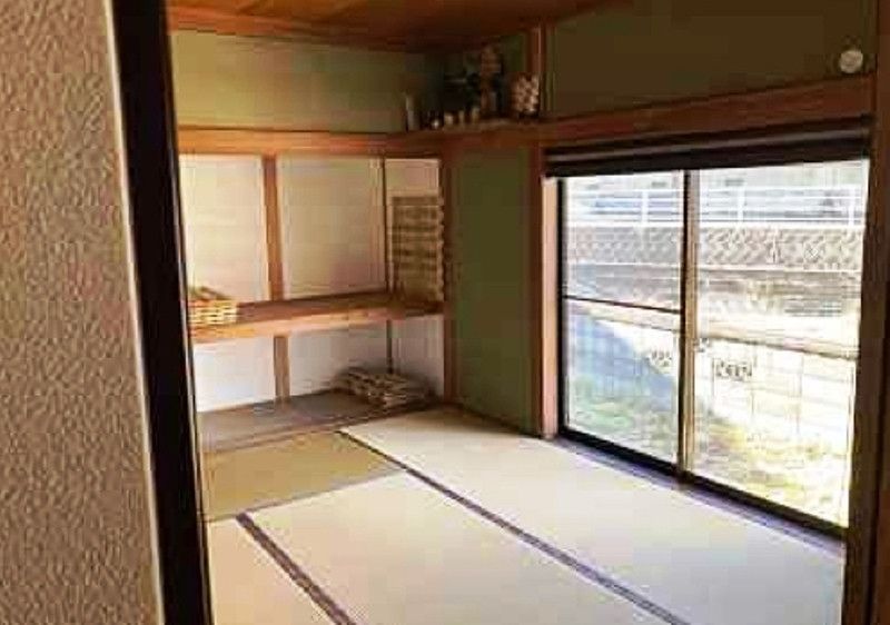 Renovated Wooden House for Sale in Fuchu, Hiroshima - Thumbnail 3
