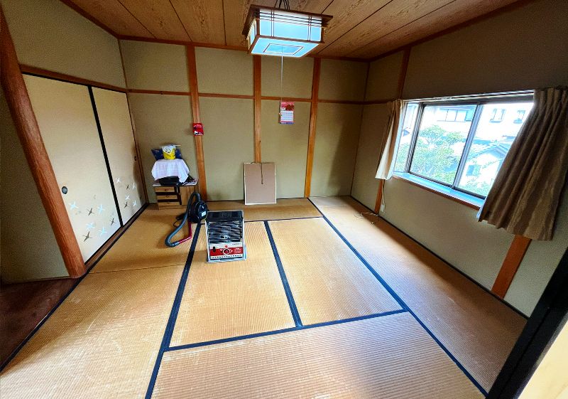 4-Building Owner-Change Property on 489 sqm in Yamatotakada, Nara - Thumbnail 4