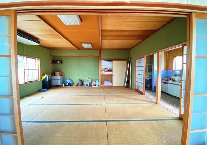 134sqm Warehouse and Office on Remote Island in Matsuyama, Ehime - Thumbnail 3