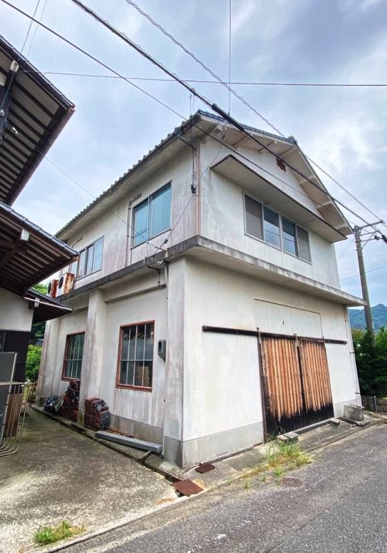 134sqm Warehouse and Office on Remote Island in Matsuyama, Ehime - Thumbnail 2