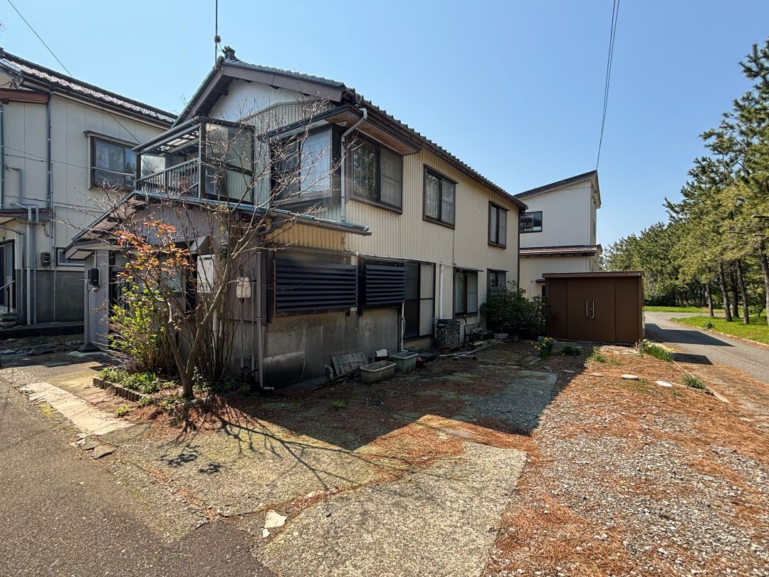 Spacious 9DK House for Sale in Itoigawa, Niigata – 150m2 - Thumbnail 2
