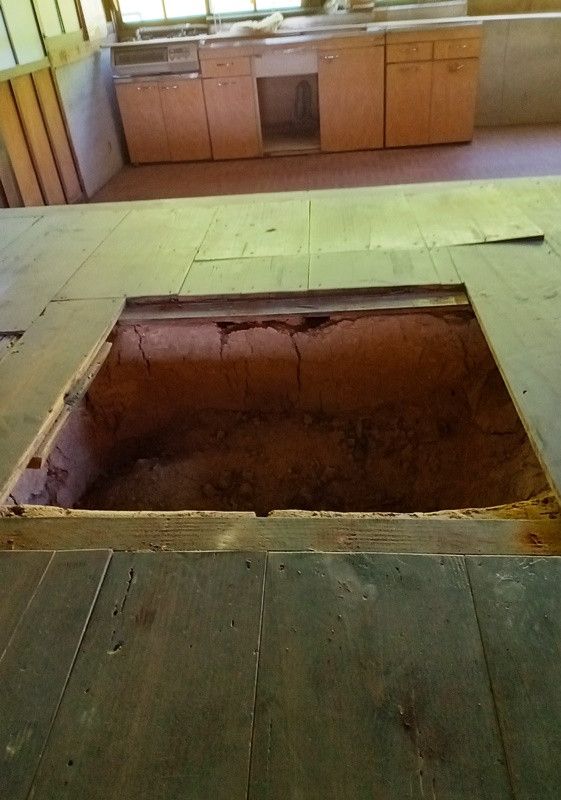 Traditional Farmhouse for Sale in Masuda, Shimane with Rice Paddies - Thumbnail 4