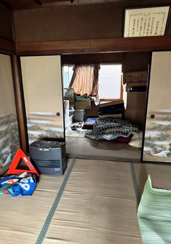 Spacious Property with Large Garden in Hikone, Shiga - Thumbnail 3