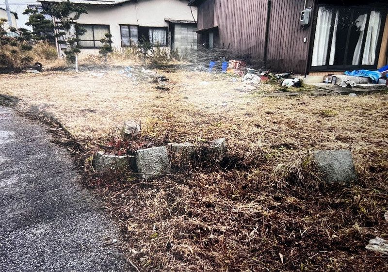 Spacious Property with Large Garden in Hikone, Shiga - Thumbnail 2