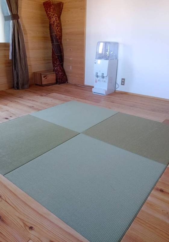 Renovated 2-Story House with Cafe Space in Ina, Nagano - Thumbnail 4