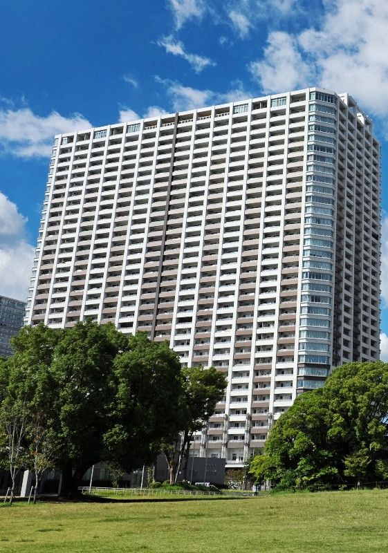 1DK Apartment for Sale in Ariake, Koto City, Tokyo - Thumbnail 2
