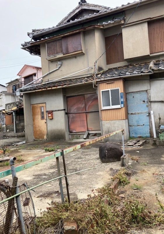 Aged Building and Spacious Land in Sasebo City, Nagasaki - Thumbnail 4