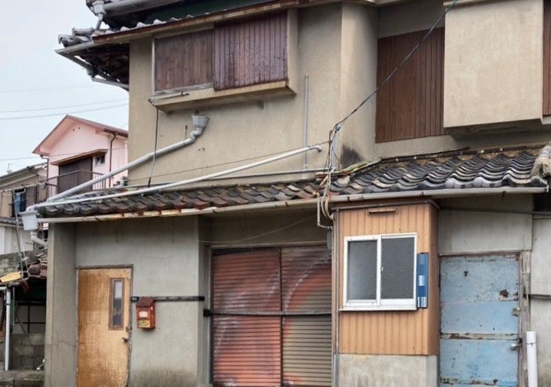 Aged Building and Spacious Land in Sasebo City, Nagasaki - Thumbnail 3