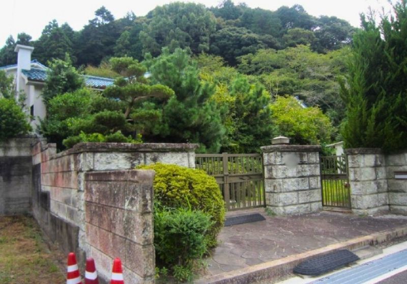 9SLDK House for Sale in Hannan City, Osaka Near Sanyanodani Station - Thumbnail 2