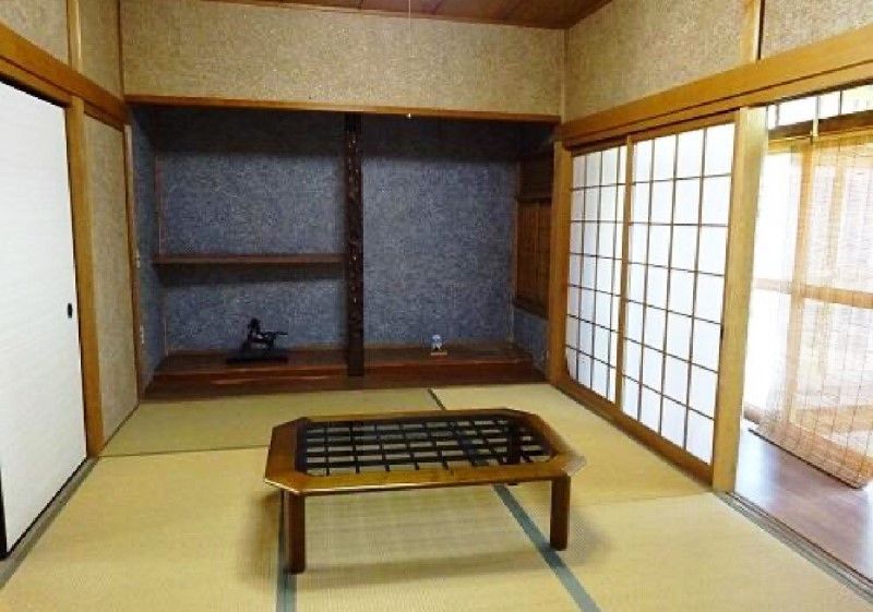 Registered Cultural Property 15LDK Western-Style House in Nabari Mie - Thumbnail 2