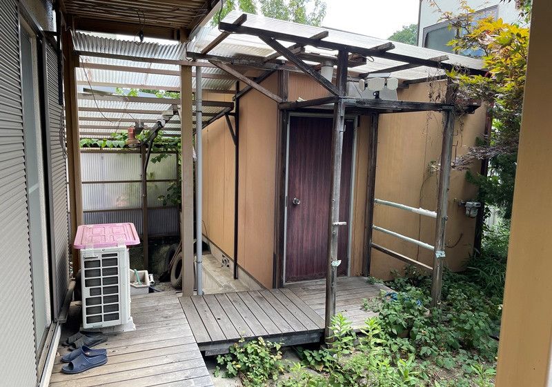 RC House with Garden in Ome, Tokyo for Renovation - Thumbnail 4