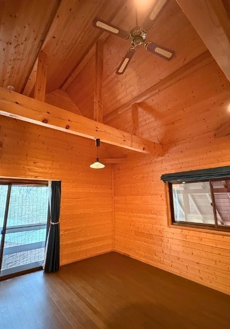 Villa for Sale in Gujo City, Gifu with Mountain Views - Thumbnail 4