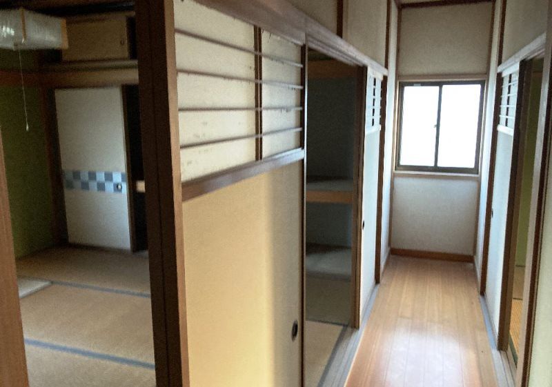 5DK Vacant House for Sale Near the Sea in Toyama City - Thumbnail 4