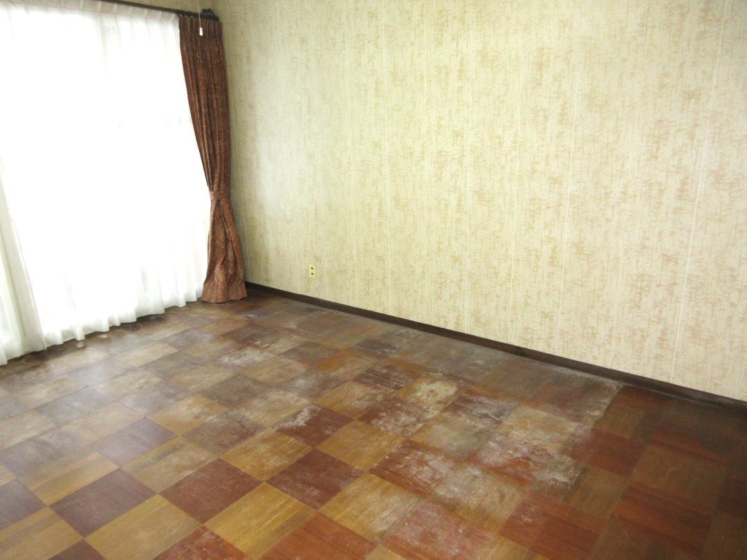 6LDK House with Garden for Sale in Itoigawa, Niigata - Thumbnail 3