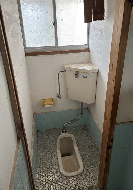 Single-Story House for Sale in Niihama, Ehime Near the Sea - Thumbnail 4
