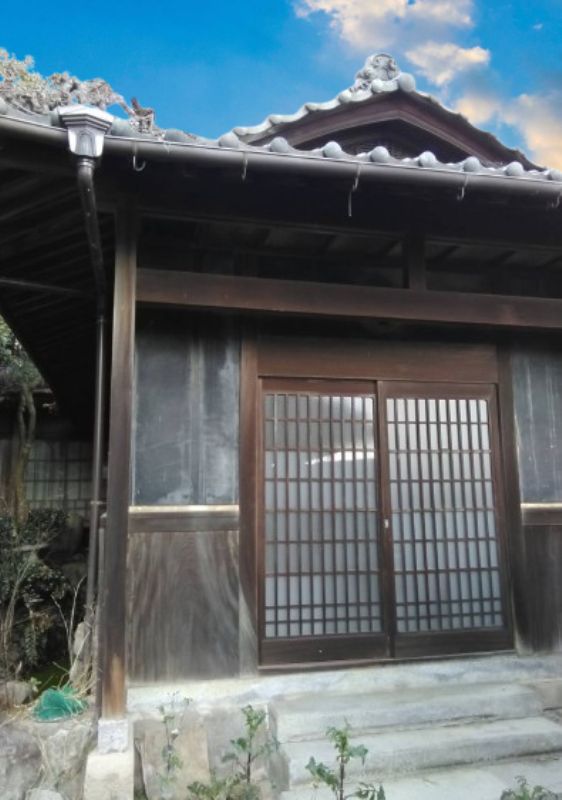 Shimanami Kaido Cycle Road Old House with Vast Forest Land for Sale - Thumbnail 3