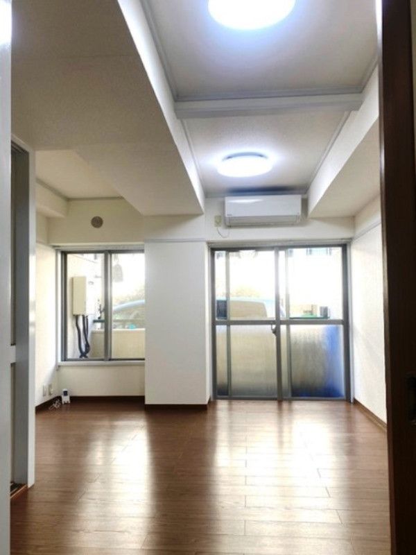 1K Apartment for Sale Near Komagome Station, Toshima-ku - Thumbnail 3