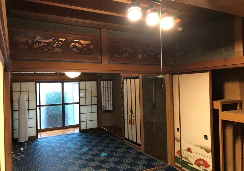 Owner-Change House with Garage in Toyama City - Thumbnail 2