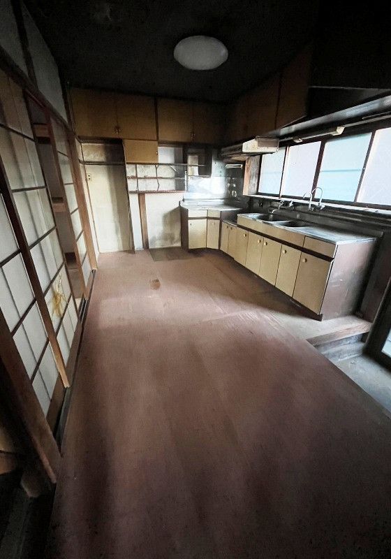 Wooden House for Sale in Ashikaga, Tochigi with 236 sqm Land - Thumbnail 4