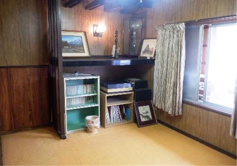 Land with Old House for Sale in Minamiise, Mie Prefecture - Thumbnail 3